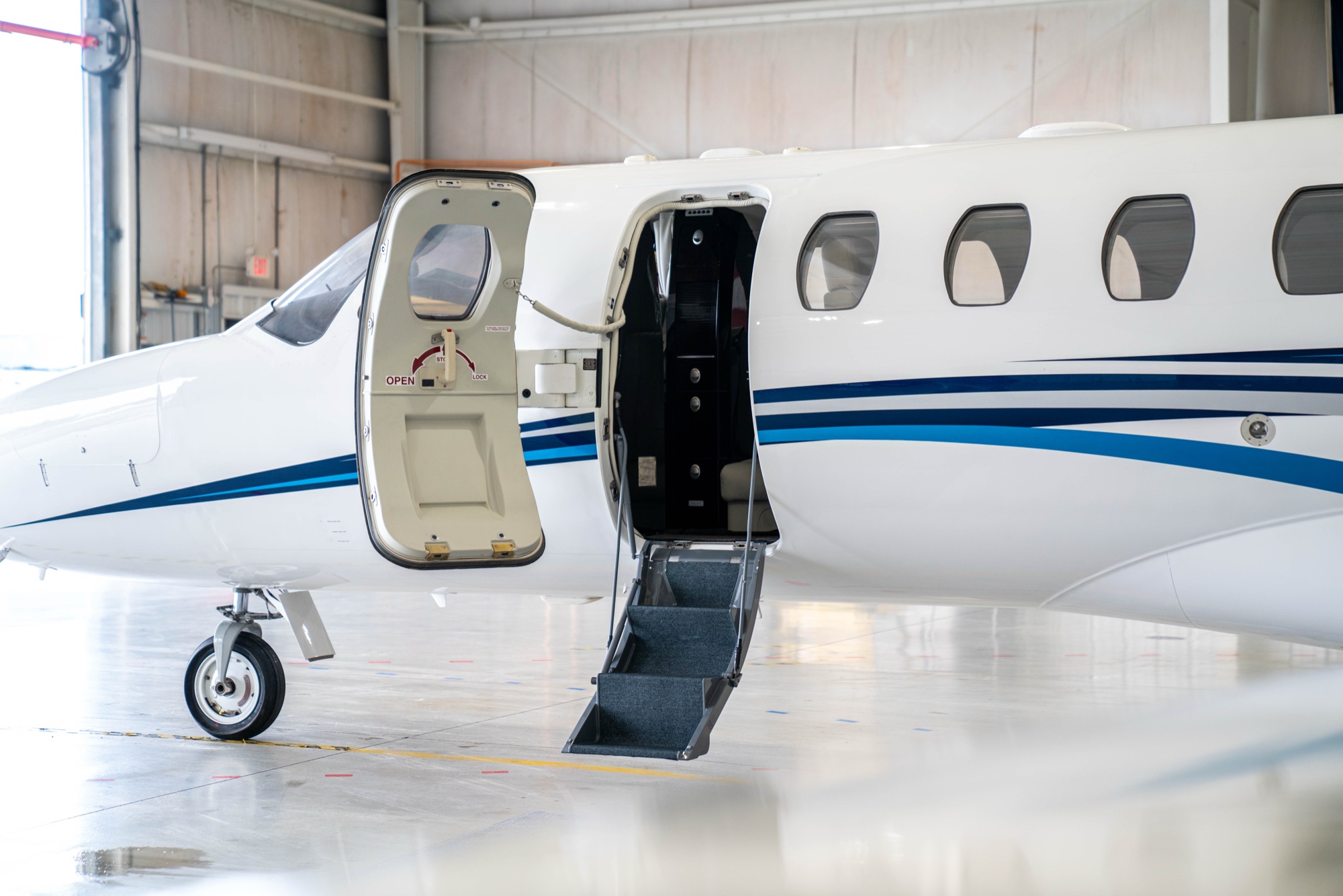 Citation CJ3 Hangar Open