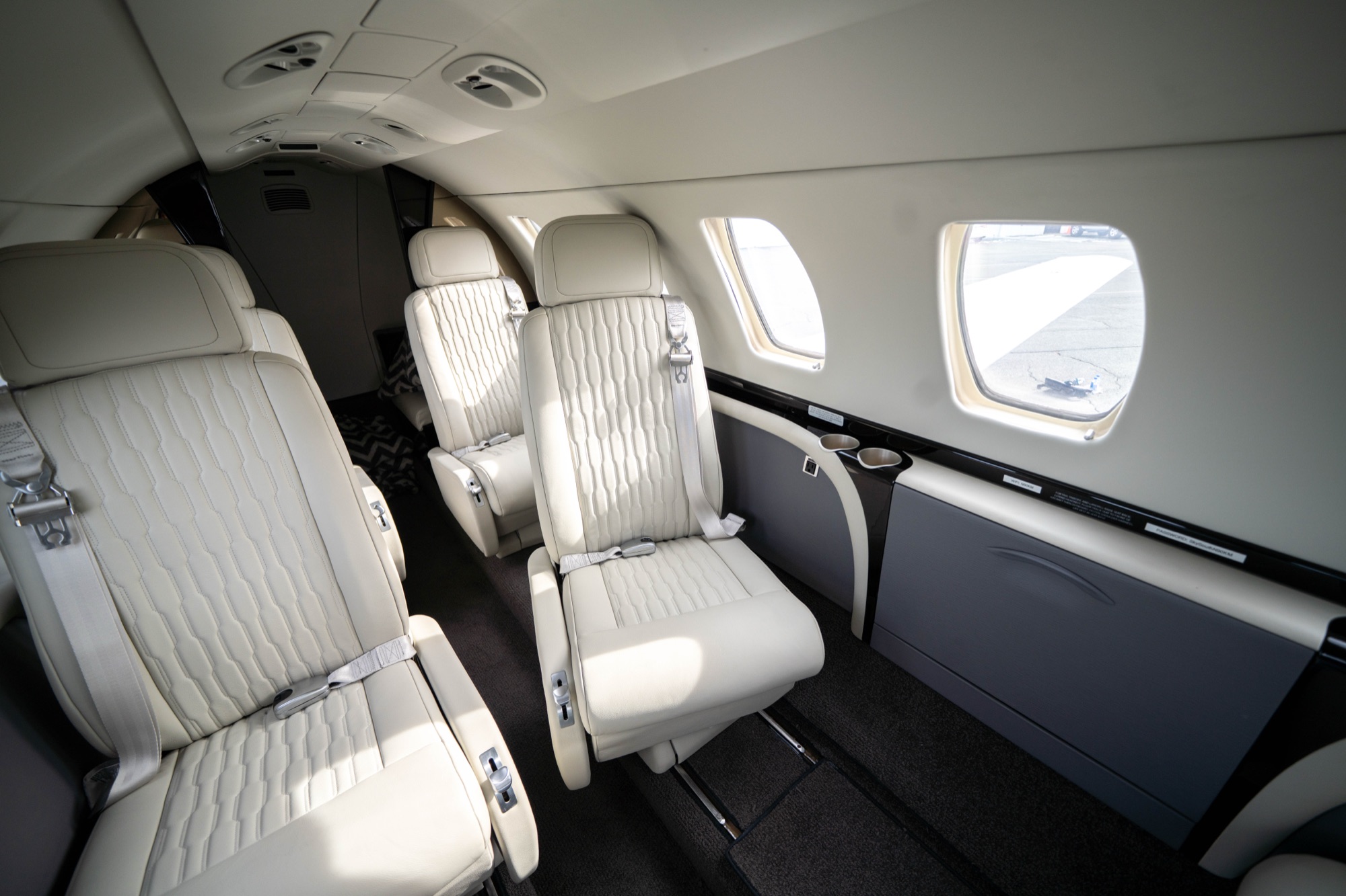 Citation CJ3 Swivel Seat