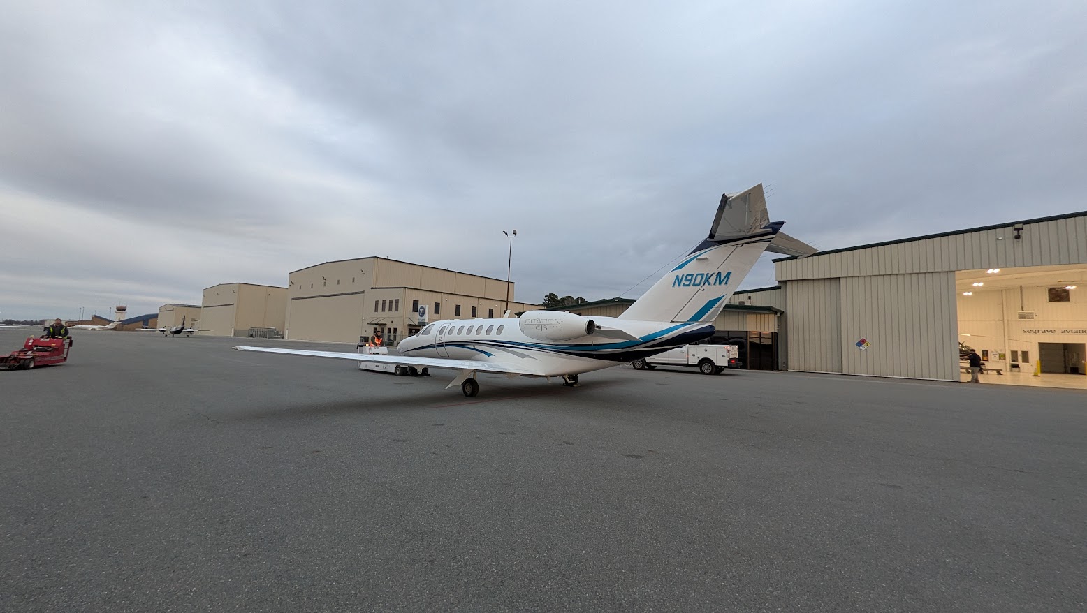 Luxury FBO lounge